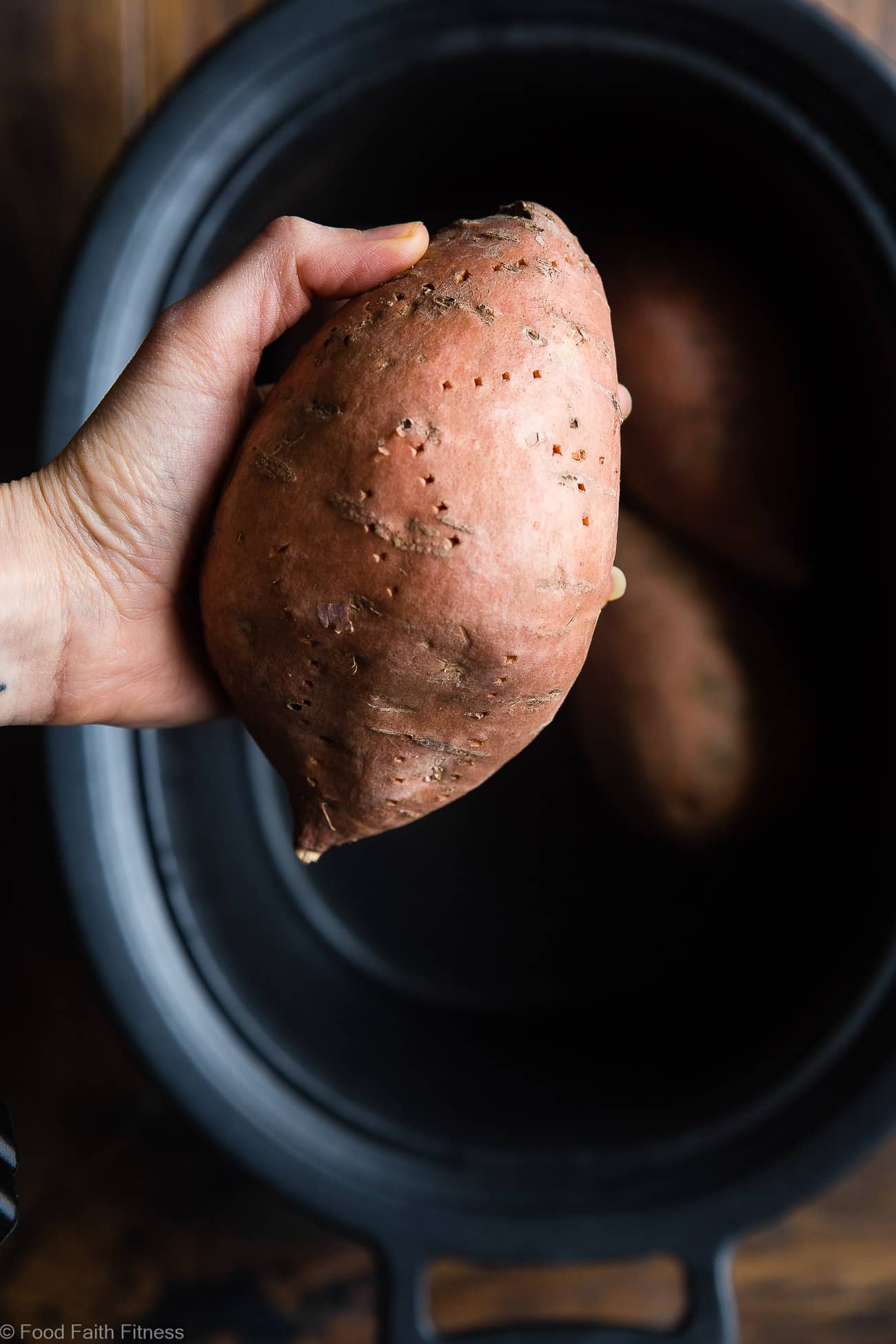 How to Cook Crock Pot Sweet Potatoes - Let the slow cooker do all the work for you! These sweet potatoes are SO easy and come out perfect EVERY TIME! A healthy, paleo, vegan and whole30 side dish! | #Foodfaithfitness | #Paleo #Glutenfree #Healthy #Slowcooker #Crockpot