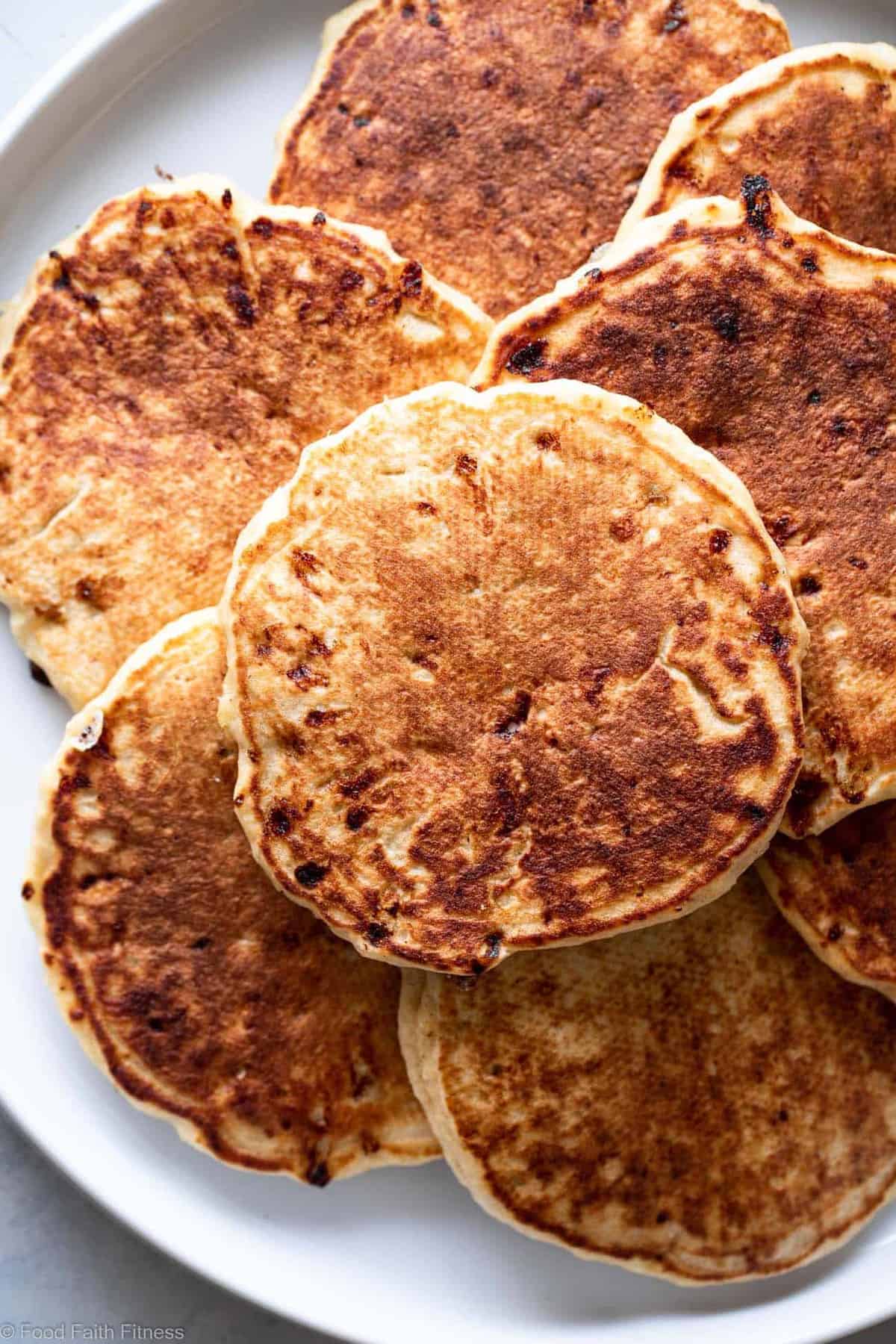Cottage Cheese Pancakes Recipe - These easy pancakes naturally gluten free and protein packed! Make them ahead for healthy breakfasts or make them on weekends! Great for kids and adults. | #Foodfaithfitness | 