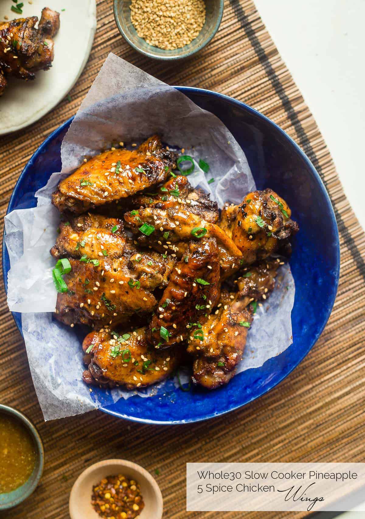 paleo wings in a blue bowl